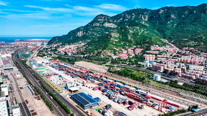 China acelera su conexión comercial con Europa y Asia Central
