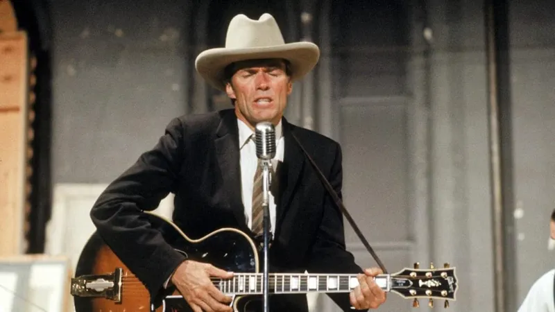 Clint Eastwood no triunfó en todo lo que se propuso y tuvo una carrera que prefiere olvidar: “Ese no soy yo”