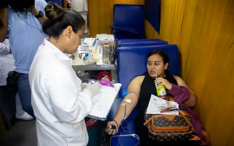 Mega colecta de donación de sangre por el amor y la vida en UNHSJM