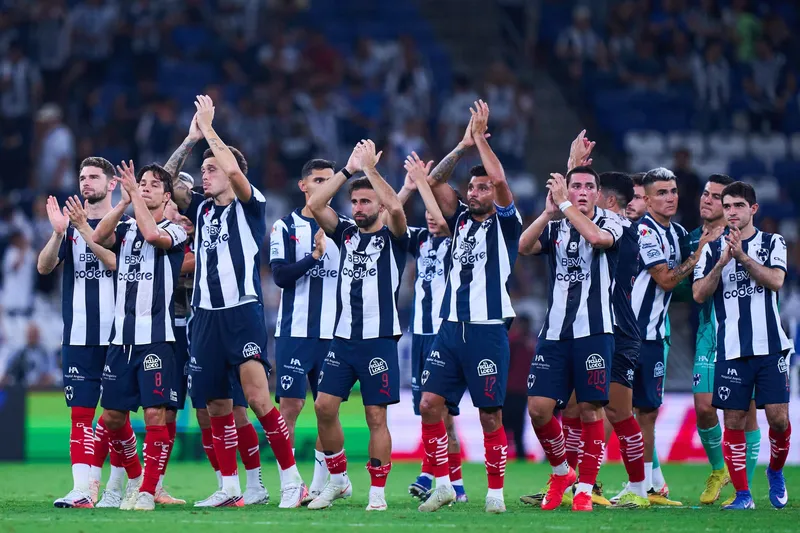 Noche casi perfecta de Rayados, que jugó sin piedad