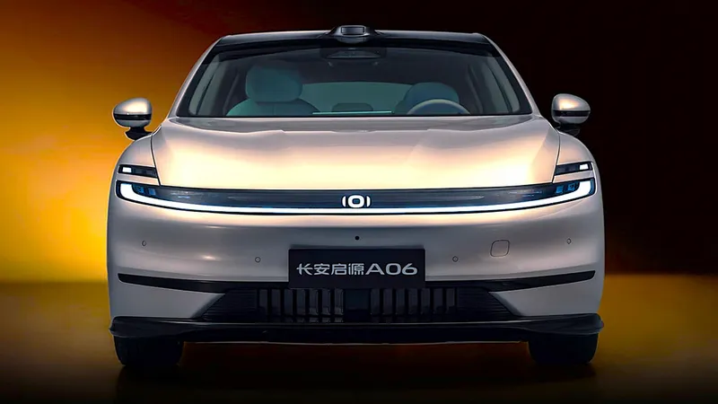 Desde 14.100 € y con 800 km: llega el nuevo 'chollo' eléctrico de esta marca tras el SUV bombazo en ventas en España
