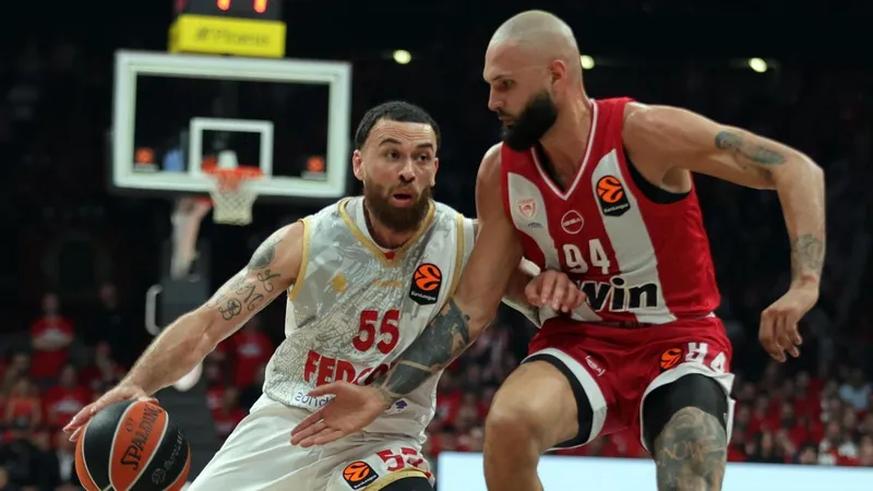 Mike James jugará en el Barça a pesar de la marcha de Xavi Pascual