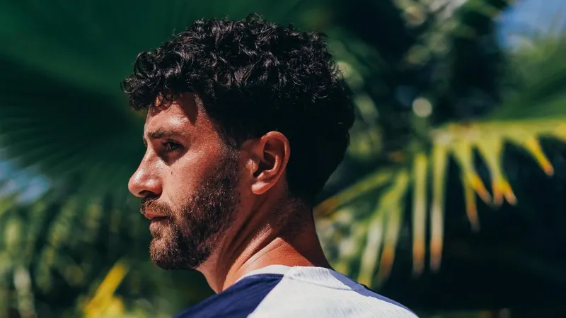Se desvanece una opción a coste cero para el central zurdo del Barça