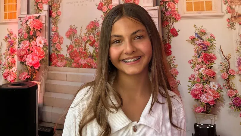 Rafaela, la hija de Cristian Castro, hace su debut en radio y envía un mensaje a su papá