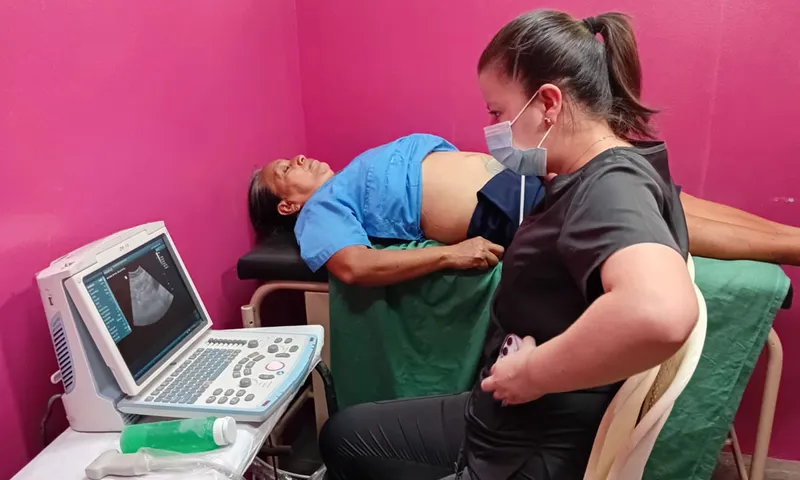 Acercan servicios de radiología a familias del barrio Jorge Cassaly