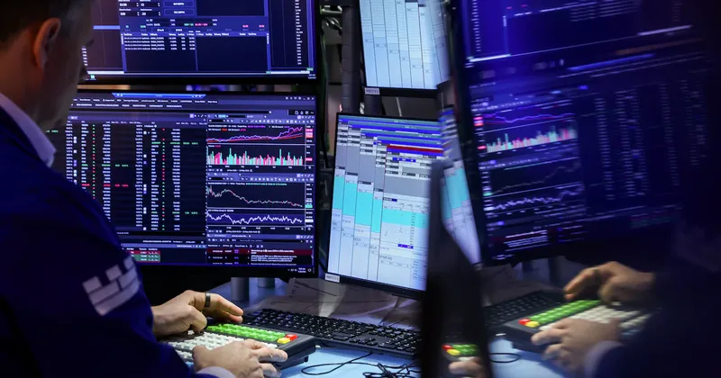 Inversionistas ignoraron la guerra en Irán y ganaron con el rebote del mercado, según Vanguard