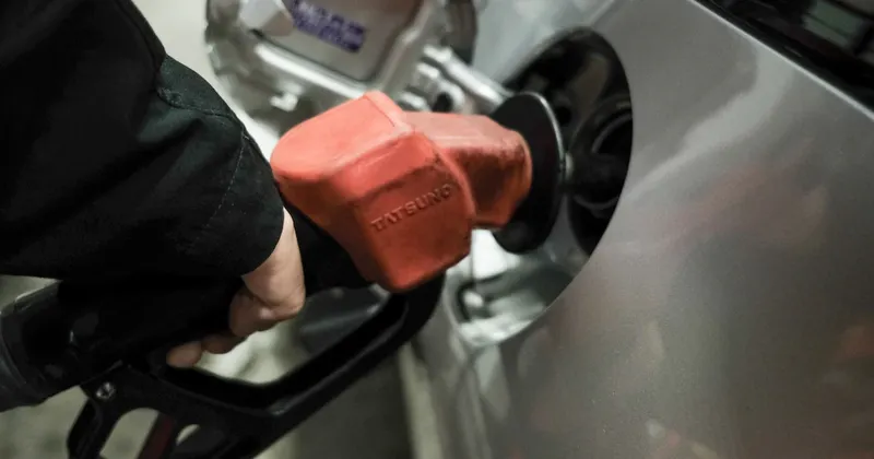 Empresarios en México esperan discutir tope de precio al diésel con el Gobierno en dos semanas