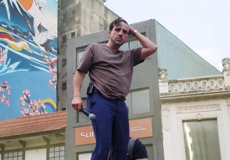 Renan Santos evita apoyar a Lula o a Flávio Bolsonaro