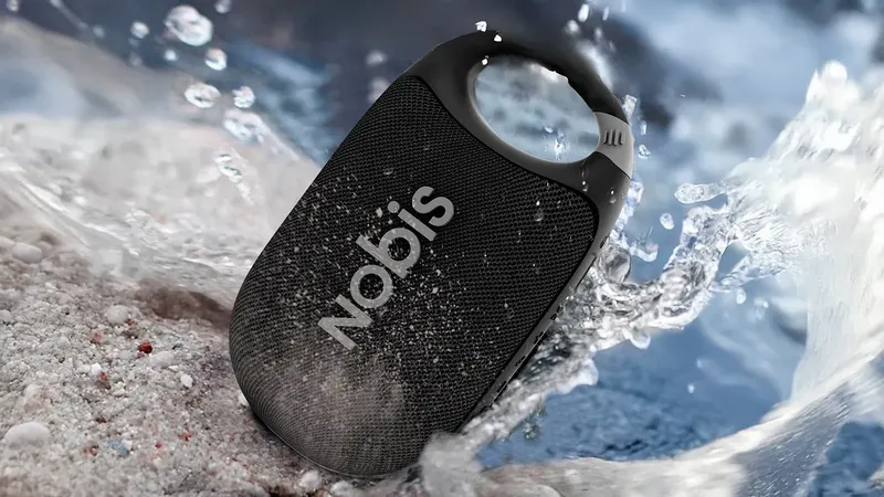 Altavoz para la piscina y la playa por apenas 20 euros: Amazon rebaja uno de sus más buscados, con miles de compras