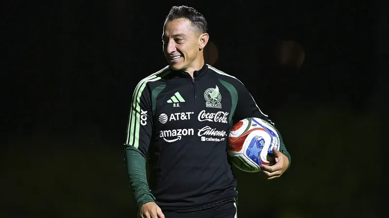 En el Deportivo La Coruña están atentos a Andrés Guardado