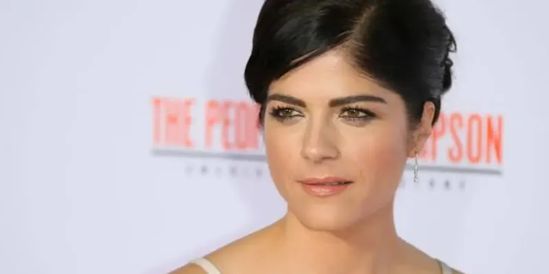 Selma Blair se declara no culpable tras ser acusada de agresión durante un vuelo
