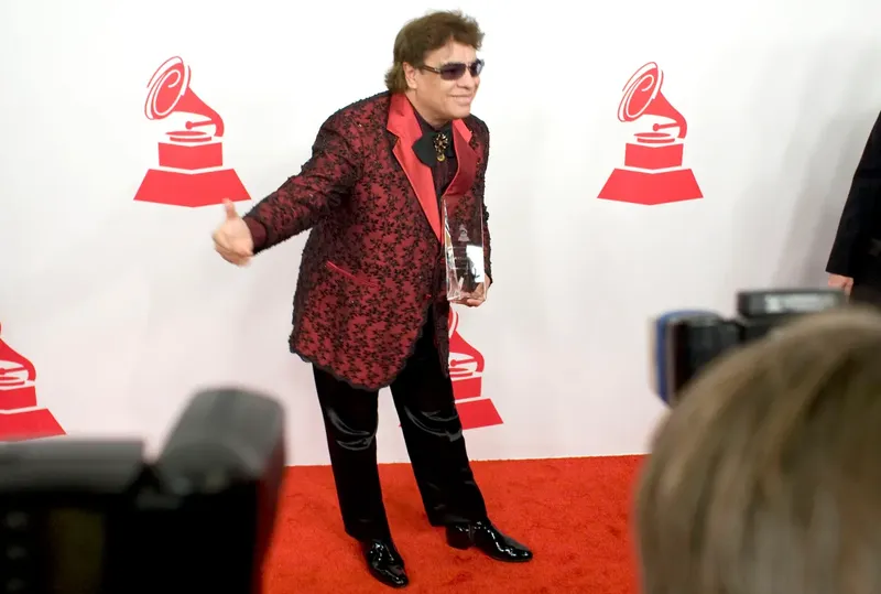 Se confirma nueva cinta biográfica de Juan Gabriel