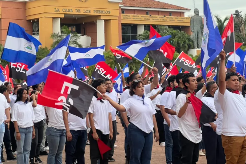 EN VIVO: Juventud Presidente proclama su amor y lealtad a la patria