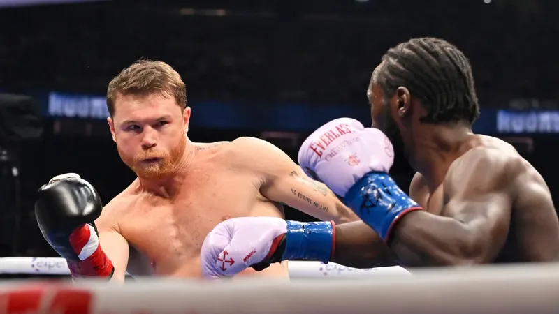 Canelo Álvarez detalló los errores que cometió en su derrota ante Crawford
