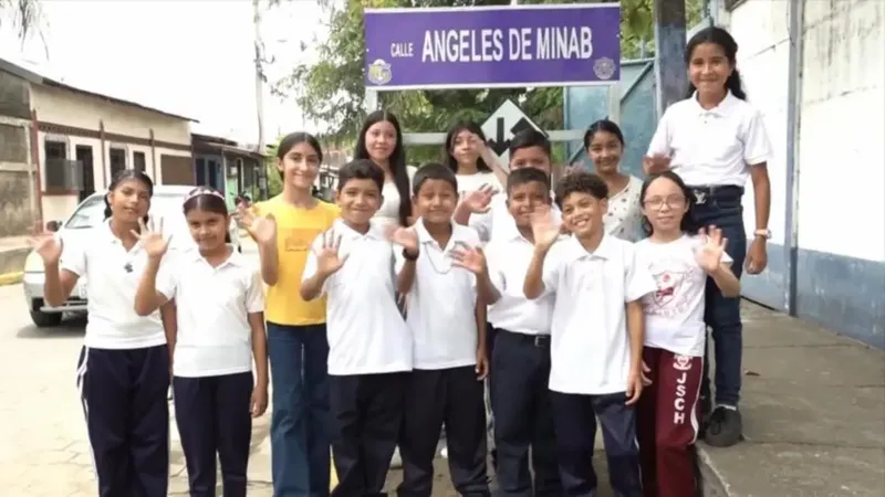 Nicaragua bautiza calle para inmortalizar a las niñas mártires de Minab