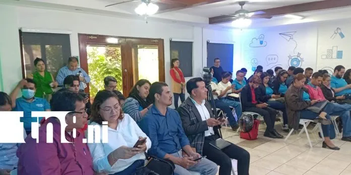 Docentes se capacitan en IA para transformar la educación en Nicaragua