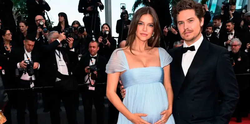 Bárbara Palvin habla sobre su regreso a las pasarelas seis semanas después de dar...