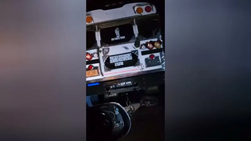 Por esquivar semoviente adolescente pierde la vida bajo llantas de autobús en Mulukukú