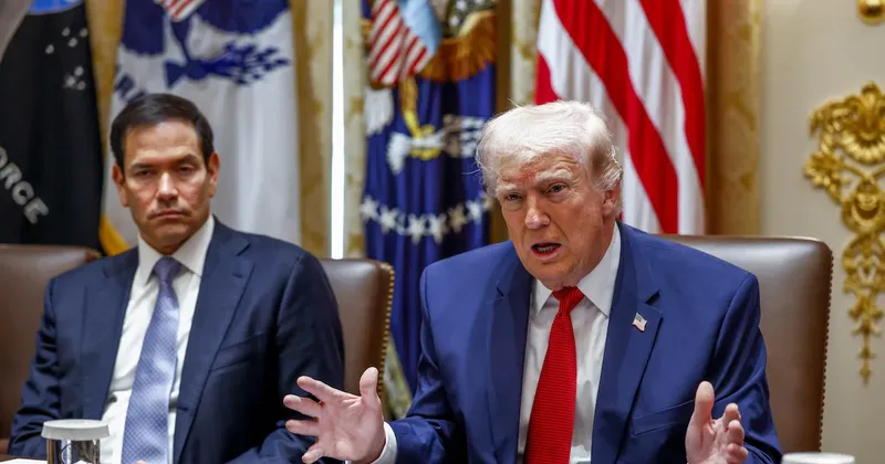 Trump asegura que Venezuela le envió un millón de barriles de petróleo como “regalo” para EE.UU.
