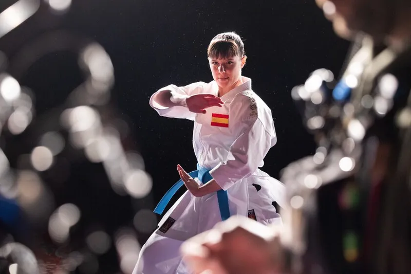 'Karateka' aniquila a base de personalidad propia cualquier prejuicio que tengamos sobre los biopics deportivos, pero acelera tanto en su épica que se pasa de frenada