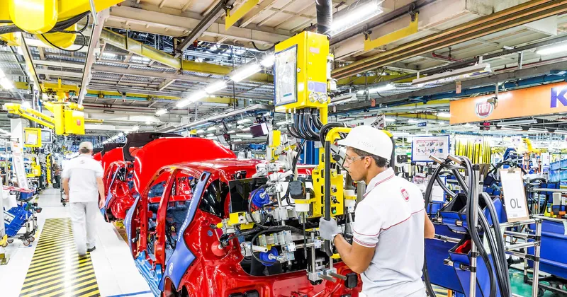 Stellantis apuesta por producción local para enfrentar a competidores en Brasil, afirma su CEO