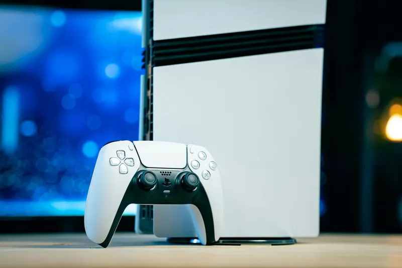 Un análisis pone cifras al deterioro del formato físico: en un tercio de juegos de PS5 no se puede jugar solo con el disco