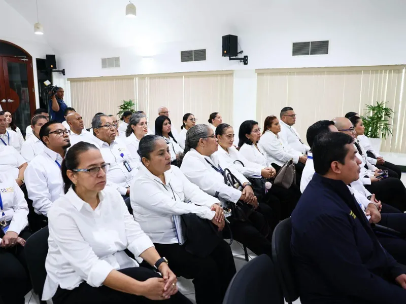 Con el respaldo de más de 3 mil funcionarios municipales, avanza consulta de Reformas Constitucionales