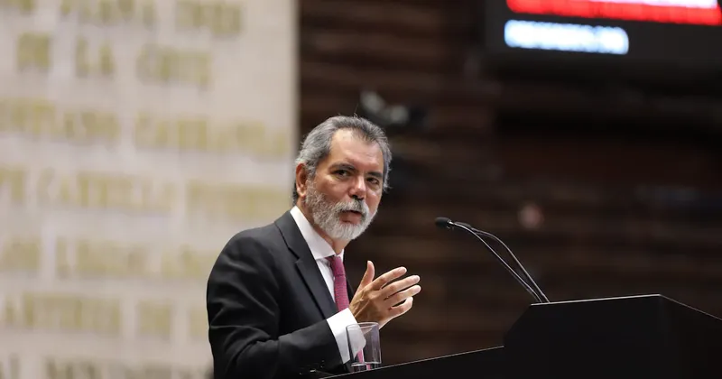 Édgar Amador dice a inversionistas que las cosas están mejorando para la economía de México