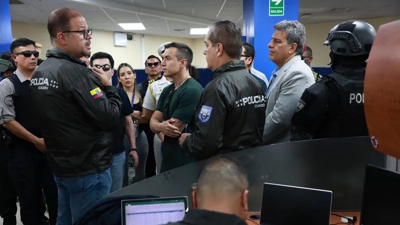 Ante decreto de estado de excepción, Ecuador requiere "políticas sostenidas de largo plazo", dice analista