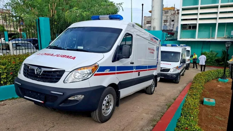 "Marca una diferencia": ambulancias de San Petersburgo reforzarán atención sanitaria en provincias de Cuba