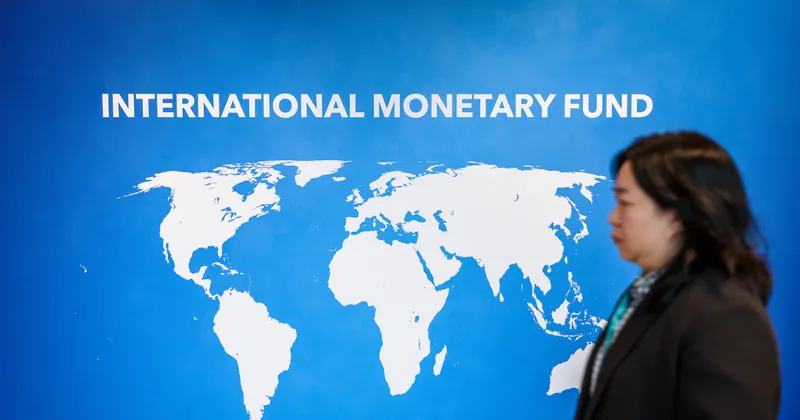 Los bonos soberanos encarecen la deuda y elevan los riesgos fiscales, advierte el FMI