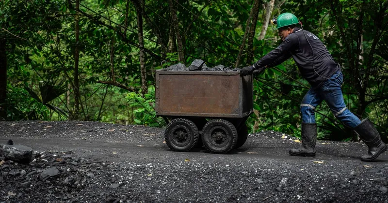 A quiénes sí y a quiénes no les aplica la reducción de la jornada laboral desde hoy en Colombia
