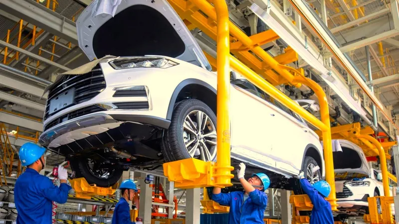 BYD necesita su 2ª fábrica en Europa y España es una de las favoritas, pero hay una condición clave