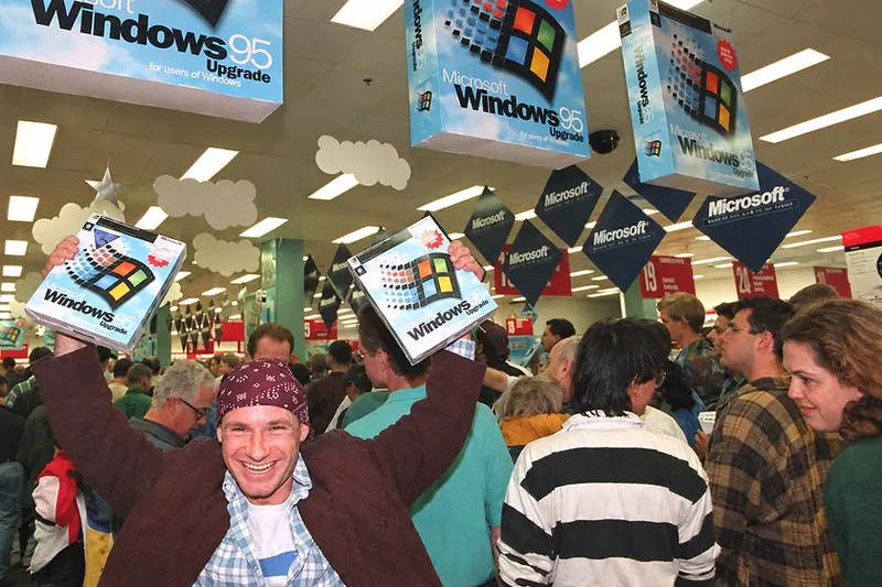 Peter Huber, granjero, sobre usar Windows 95 en pleno año 2026 para clasificar huevos: "Nunca he tenido problemas"