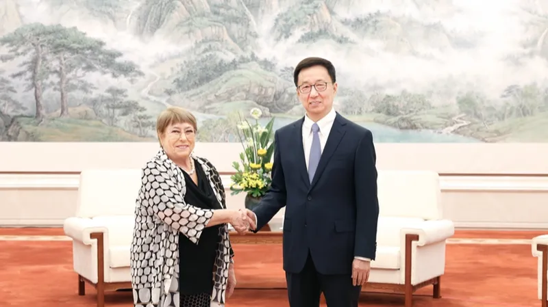 El vicepresidente chino Han Zheng se reúne con Bachelet, candidata a la Secretaría General de las Naciones Unidas