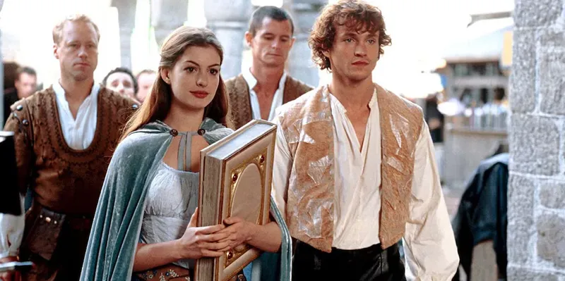 Anne Hathaway vuelve al universo que marcó su carrera