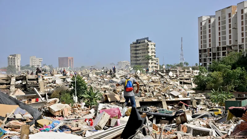 Aumenta a 1.430 el número de muertos por el doble terremoto en Venezuela