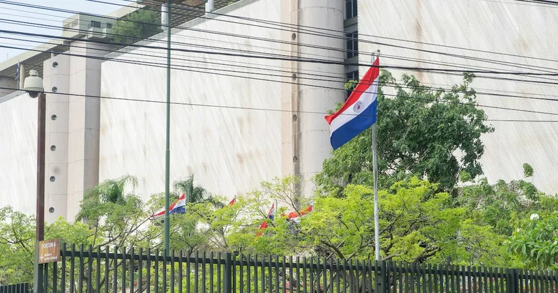 Paraguay mantiene su tasa en 5,5% y ve una política monetaria en terreno neutral
