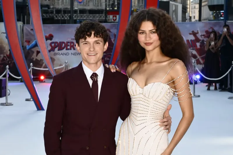 Zendaya y Tom Holland sellan su amor con una boda secreta