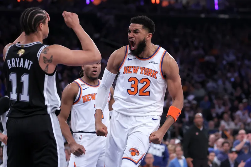 Los Knicks negocian la extensión de Towns