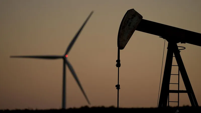 Las reservas de petróleo de EEUU alcanzan su nivel más bajo en 40 años