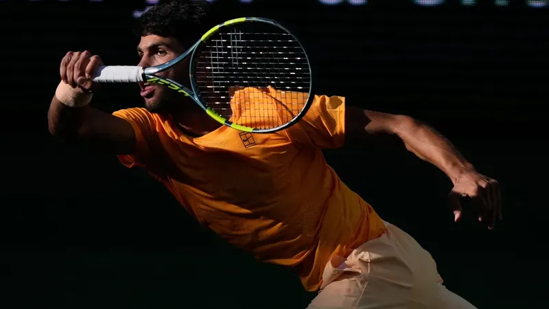 Carlos Alcaraz cae al tercer lugar del ranking ATP tras la final de Wimbledon; Zverev lo desplaza