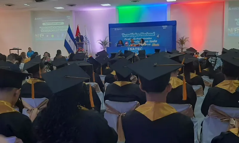 Más de 130 graduados del Manuel Olivares logran contratación inmediata