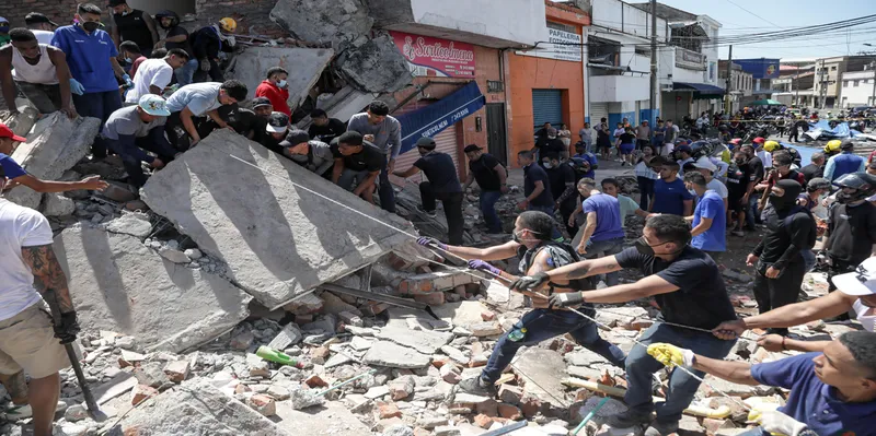 Cali mantiene la búsqueda de sobrevivientes tras el terremoto