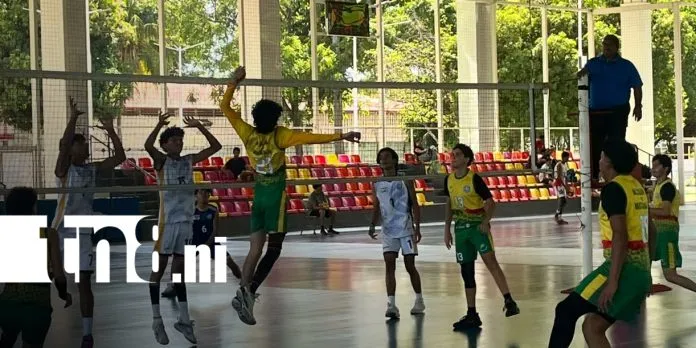 Jóvenes talentos del voleibol se enfrentan en torneo de alto nivel en Managua