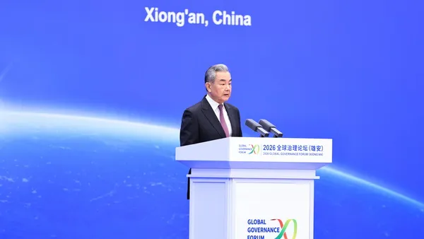 El ministro de RR. EE. de China afirma que la Iniciativa para la Gobernanza Global es cada vez más relevante
