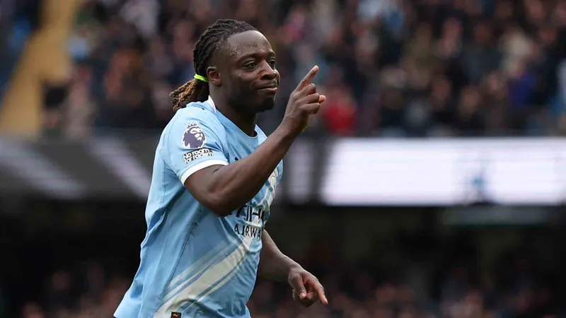 Jérémy Doku seguirá ligado al Manchester City