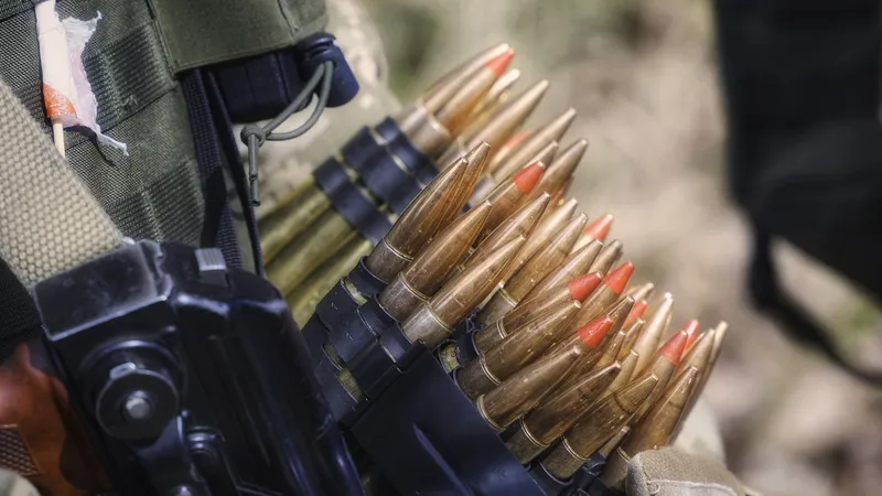 El ‘club de los países ricos’ se rearma: ¿Quién está en el ‘top’ del gasto militar?