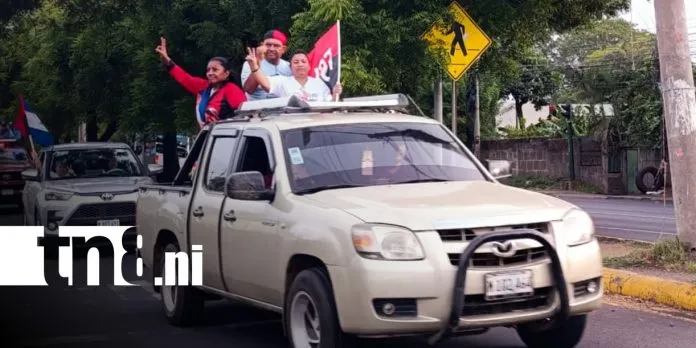 Centenares de familias celebran el 47/19 con una diana en Managua
