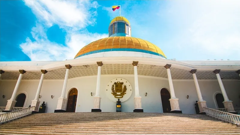 Jefe del Parlamento venezolano anuncia una “hoja de trabajo conjunta” con exdiputados opositores